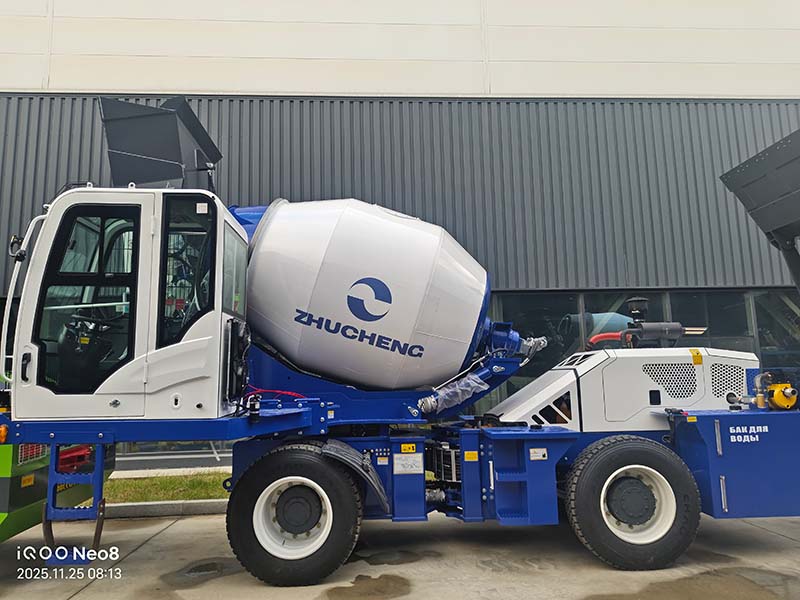 Self Loading Concrete Mixer Truck